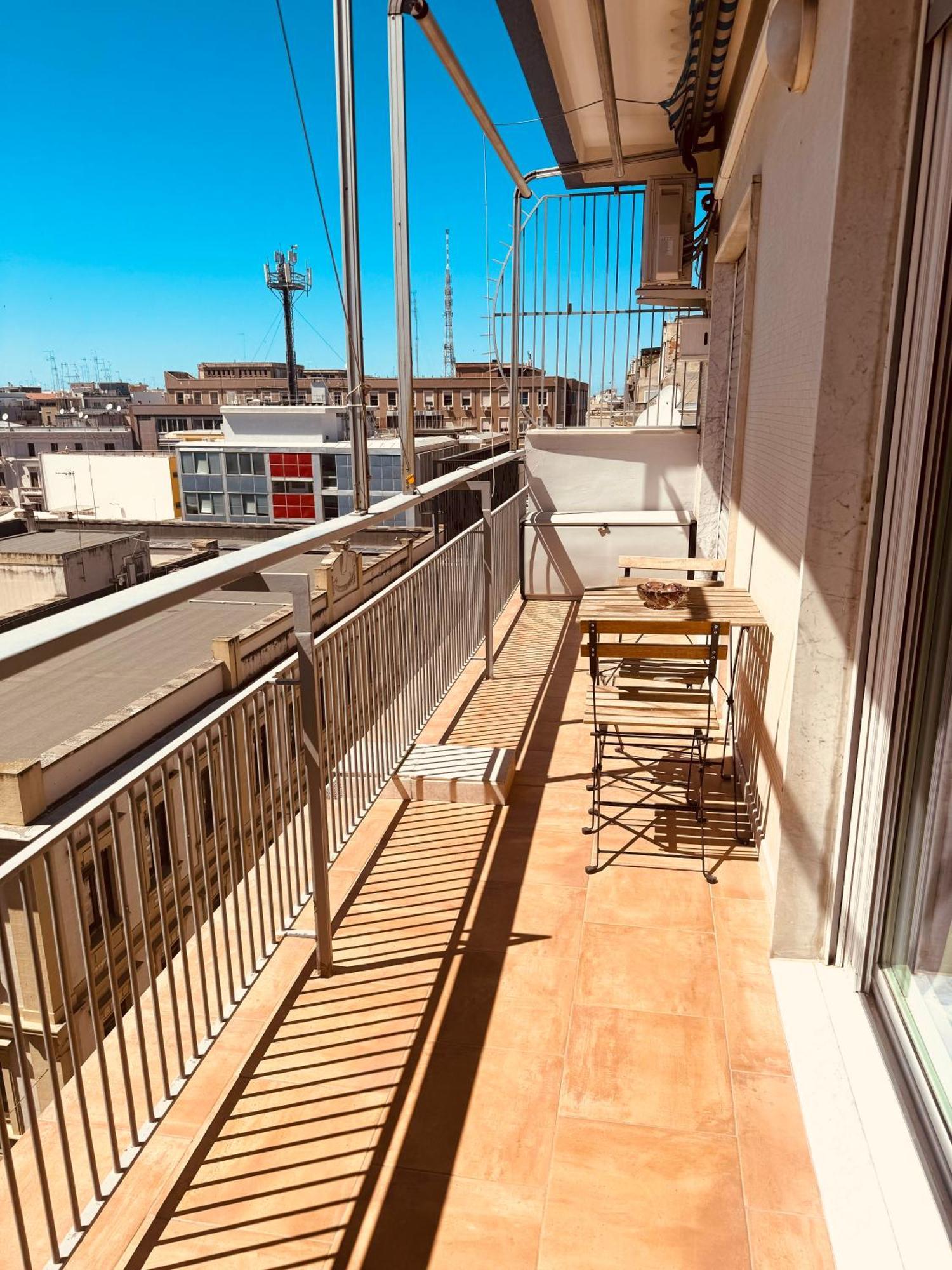 Guest Corso Italia Apartment Bari Ngoại thất bức ảnh
